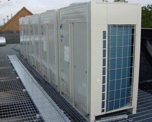 Read more about the article [Tư vấn] Có nên dùng máy lạnh trung tâm Daikin không?