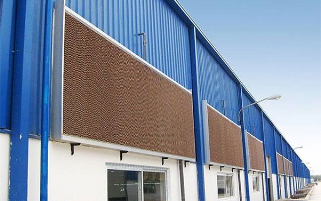 cooling-pad-nha-xuong